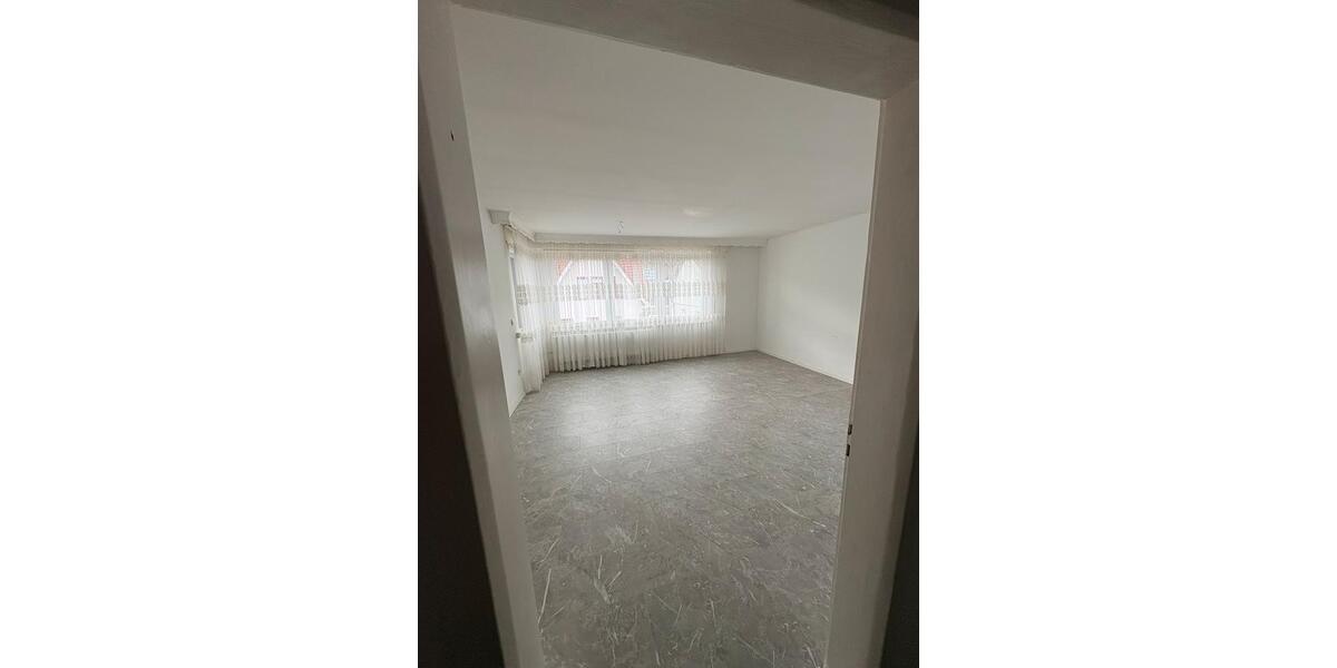 Terrassenwohnung Bad Wildbad - 4 Zimmer, 110 m&sup2;, 1.200&euro; | Angebot:26026670