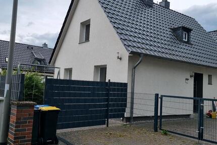 Ein gemütliches Einfamilienhaus zu vermieten
