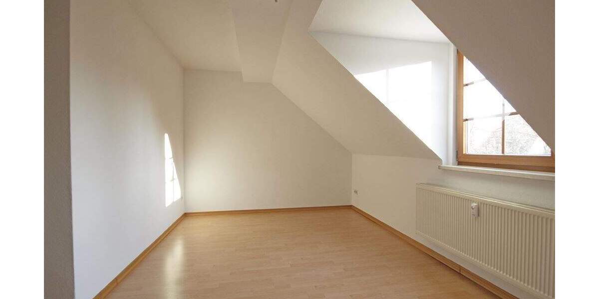 Etagenwohnung Flöha - 3 Zimmer, 61 m&sup2;, 390&euro; | Angebot:25741256