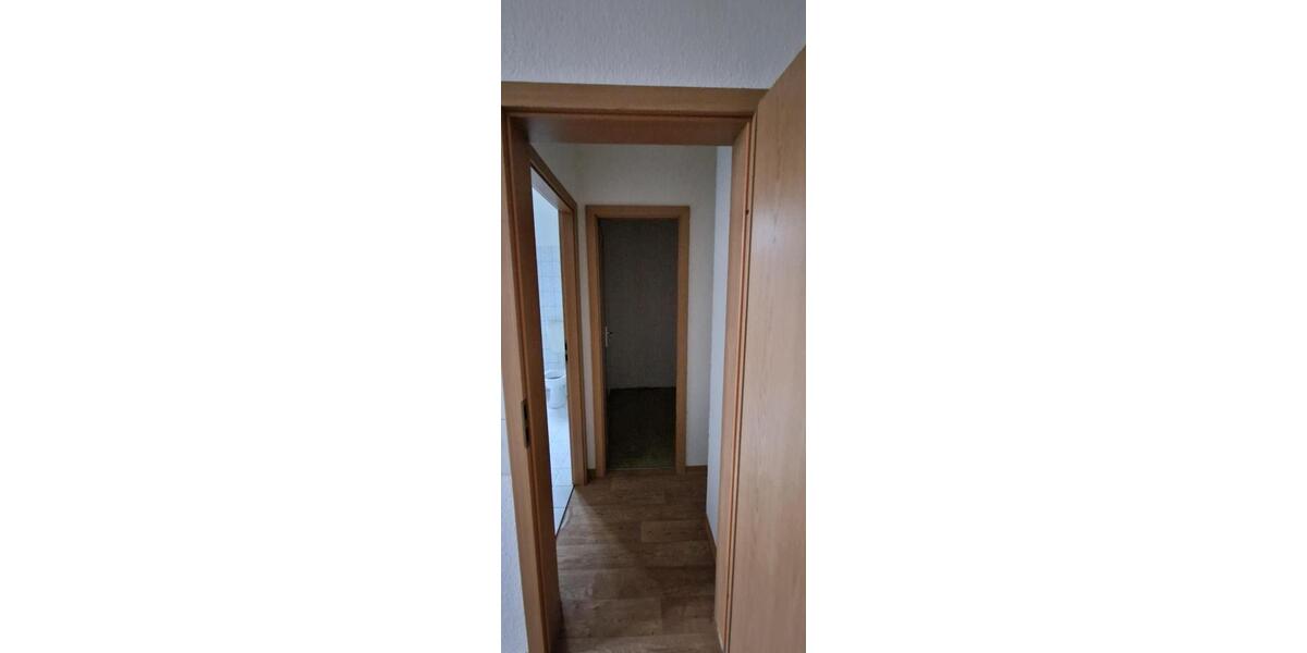 Etagenwohnung Finsterwalde - 2 Zimmer, 67 m&sup2;, 350&euro; | Angebot:22740023