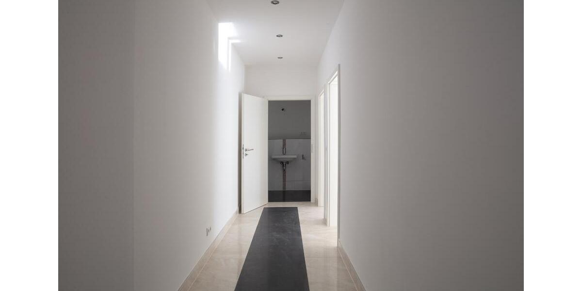 Terrassenwohnung Kassel Harleshausen - 4 Zimmer, 172 m&sup2;, 1.550&euro; | Angebot:25650709