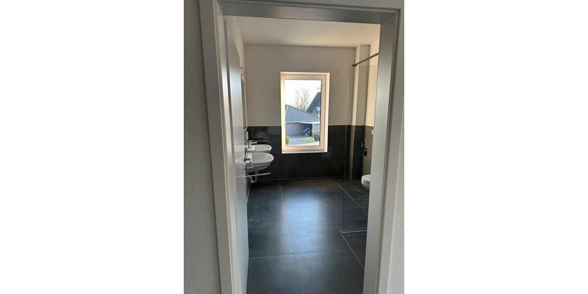 Etagenwohnung Barßel - 5 Zimmer, 92 m&sup2;, 900&euro; | Angebot:25698833