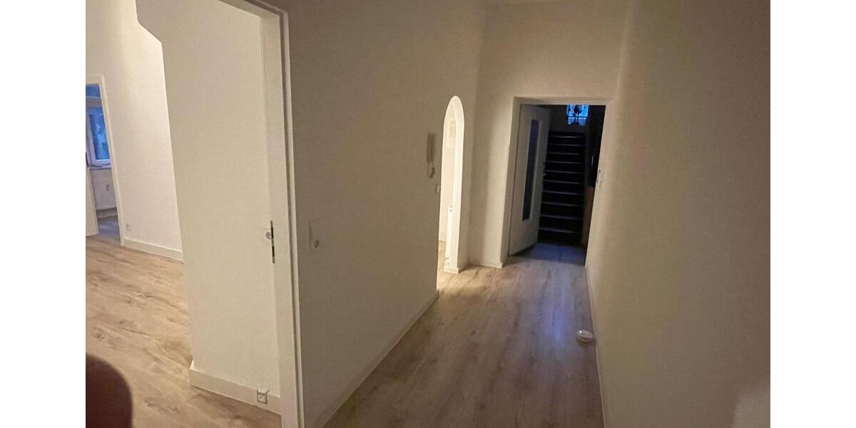 Erdgeschoßwohnung Naumburg (Saale) - 3 Zimmer, 71 m&sup2;, 470&euro; | Angebot:24436924