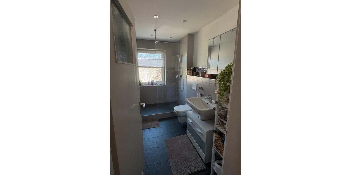 Wohnen auf Zeit Duisburg - 2 Zimmer, 70 m&sup2;, 950&euro; | Angebot:26173212