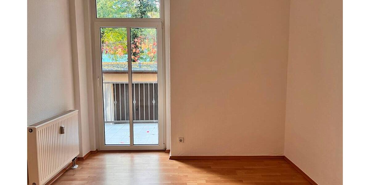 Etagenwohnung Plauen Stadtmitte - 3 Zimmer, 78 m&sup2;, 400&euro; | Angebot:26657190