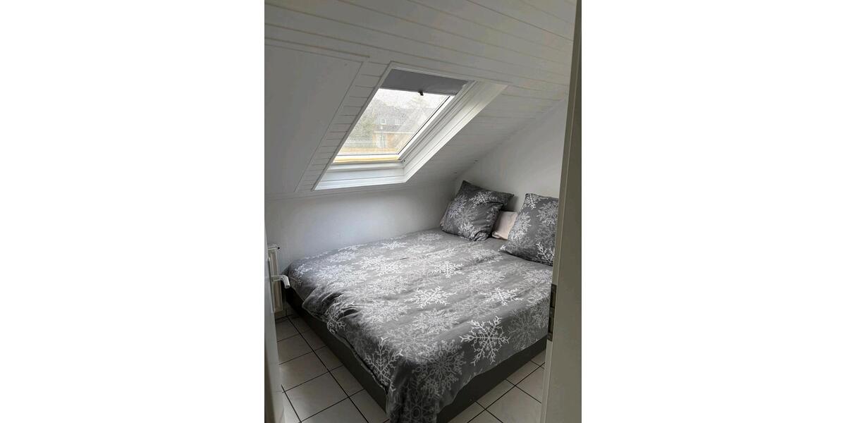 Dachgeschoßwohnung Monzelfeld - 4 Zimmer, 85 m&sup2;, 680&euro; | Angebot:25976014