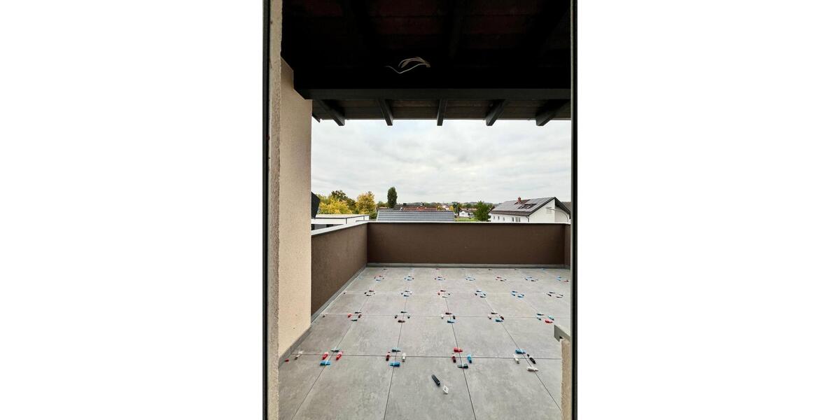 Dachgeschoßwohnung Loiching - 3 Zimmer, 85 m&sup2;, 1.000&euro; | Angebot:24847034