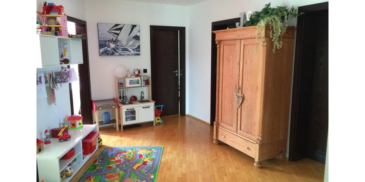 Dachgeschoßwohnung Velbert Velbert-Mitte - 3 Zimmer, 88 m&sup2;, 750&euro; | Angebot:26651763