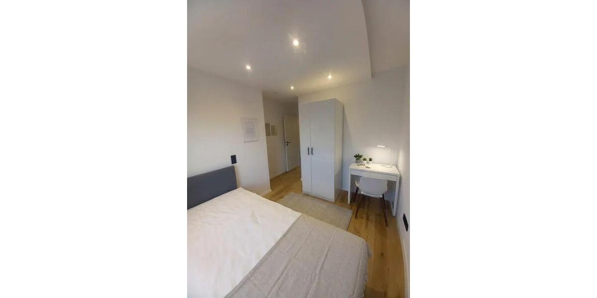 Etagenwohnung München Sendling-Westpark - 5 Zimmer, 13 m&sup2;, 755&euro; | Angebot:26565465