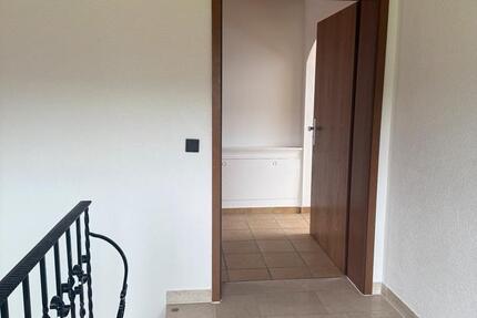 Helle teilrenovierte 2,5 Zimmer Wohnung in Lorch-Waldhausen zimmer
