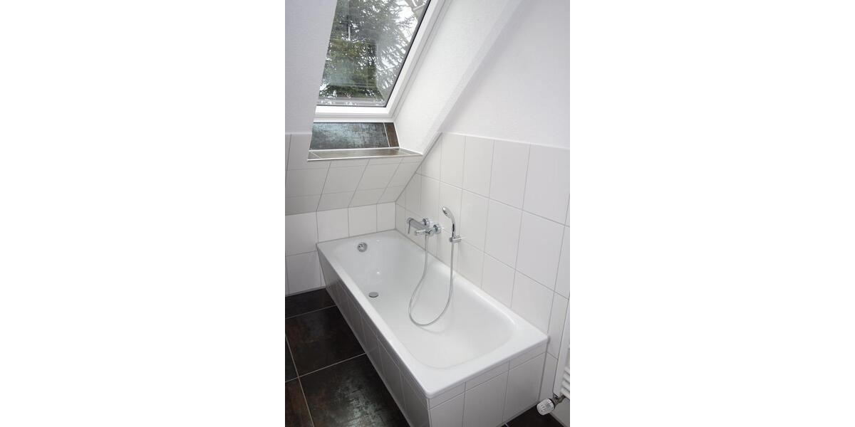 Dachgeschoßwohnung Bremervörde - 3 Zimmer, 99 m&sup2;, 700&euro; | Angebot:26612166
