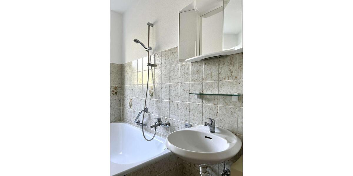 Etagenwohnung Wolfsburg - 3 Zimmer, 58 m&sup2;, 585&euro; | Angebot:25225104