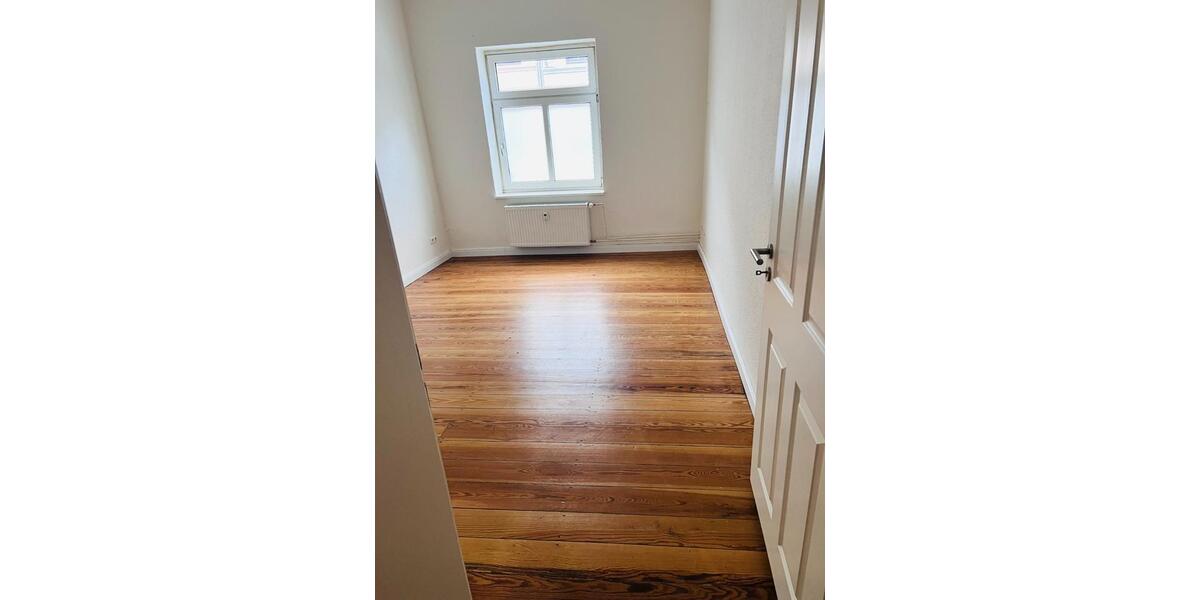 Wohnen auf Zeit Kiel Ellerbek - 1 Zimmer, 12 m&sup2;, 550&euro; | Angebot:24627771