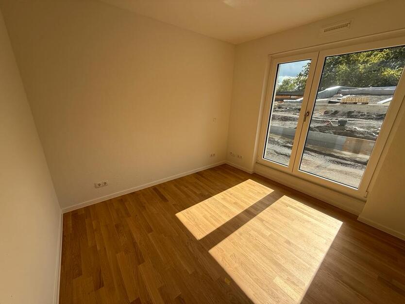 Neubau - Erstbezug, 2 Zimmer mit eigenem Garten