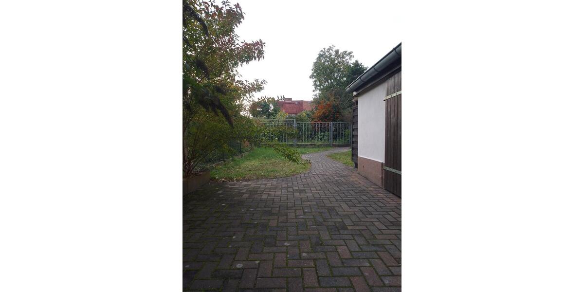 Einfamilienhaus Luckenwalde - 5 Zimmer, 124 m&sup2;, 1.320&euro; | Angebot:25054352