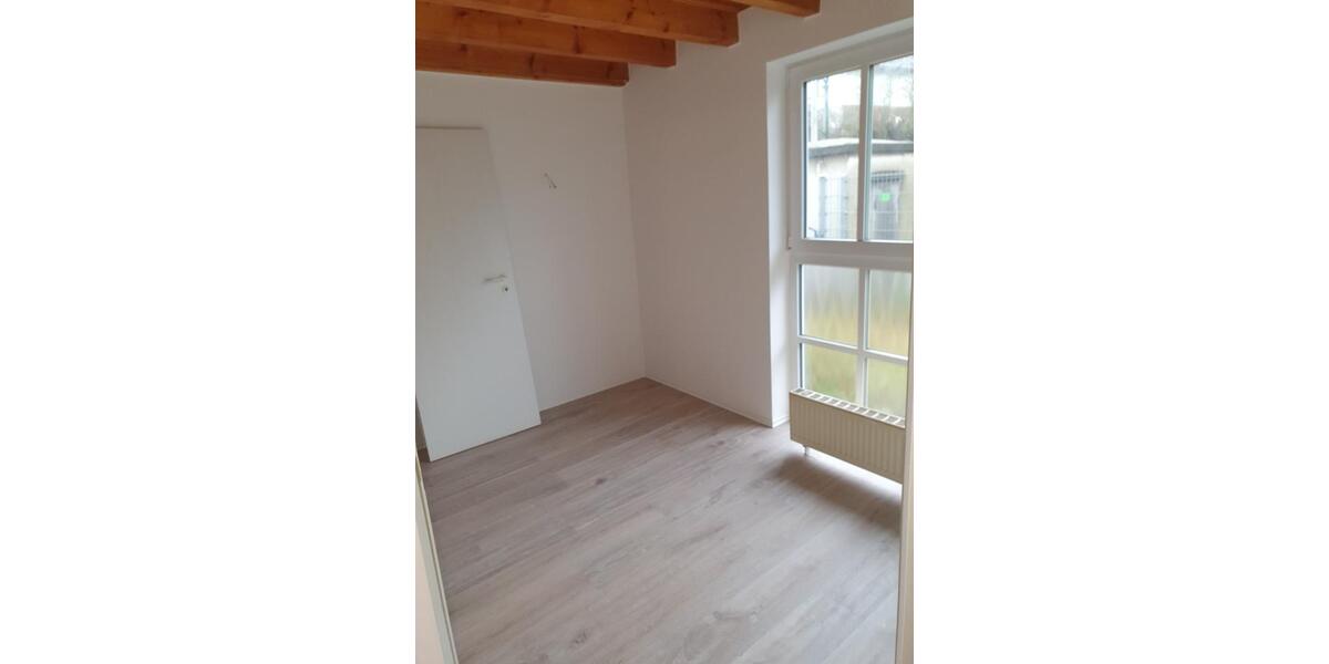 Wohnen im historischen Bahnhof von Erpel 3 zimmer