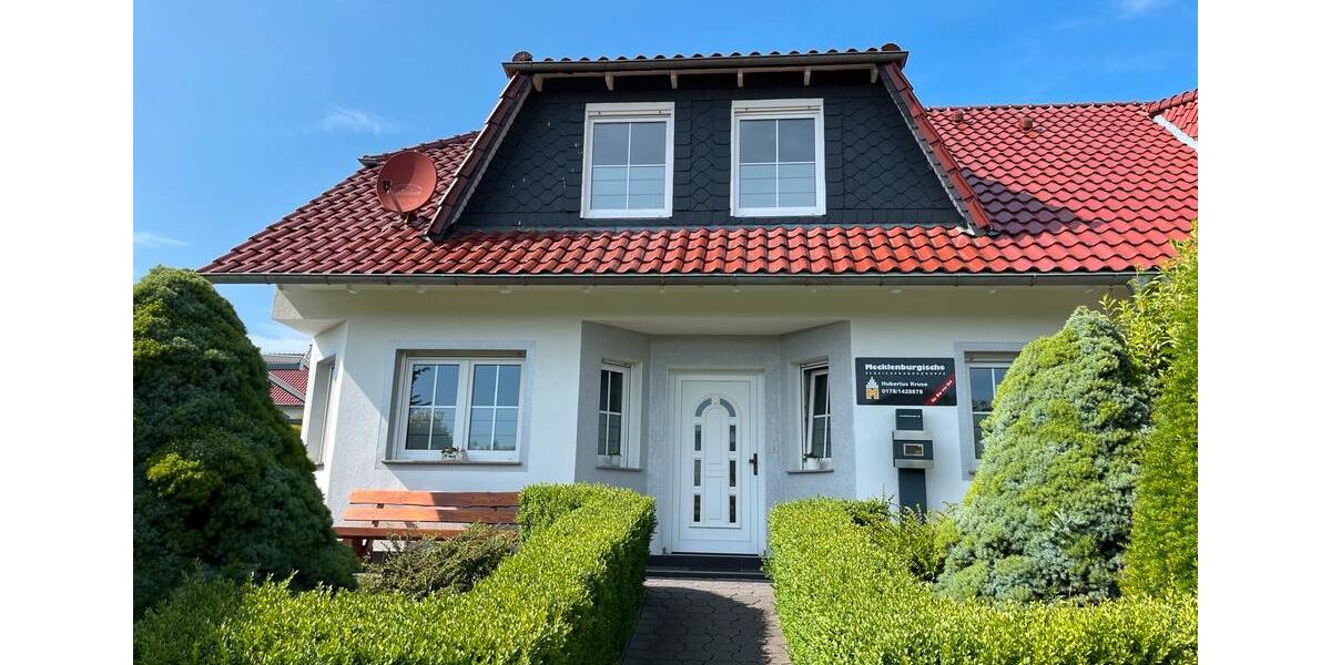 Doppelhaushälfte Sollstedt - 5 Zimmer, 120 m&sup2;, 1.200&euro; | Angebot:25049494