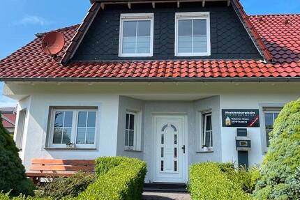 Haus Sollstedt - 5 Zimmer, 120 m&sup2;, 1.200&euro; | Angebot:25049494