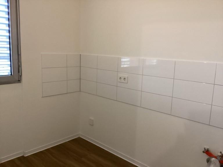 2-Zimmer-Wohnung mit Balkon in der begehrten Galatea-Anlage in Wiesbaden zimmer