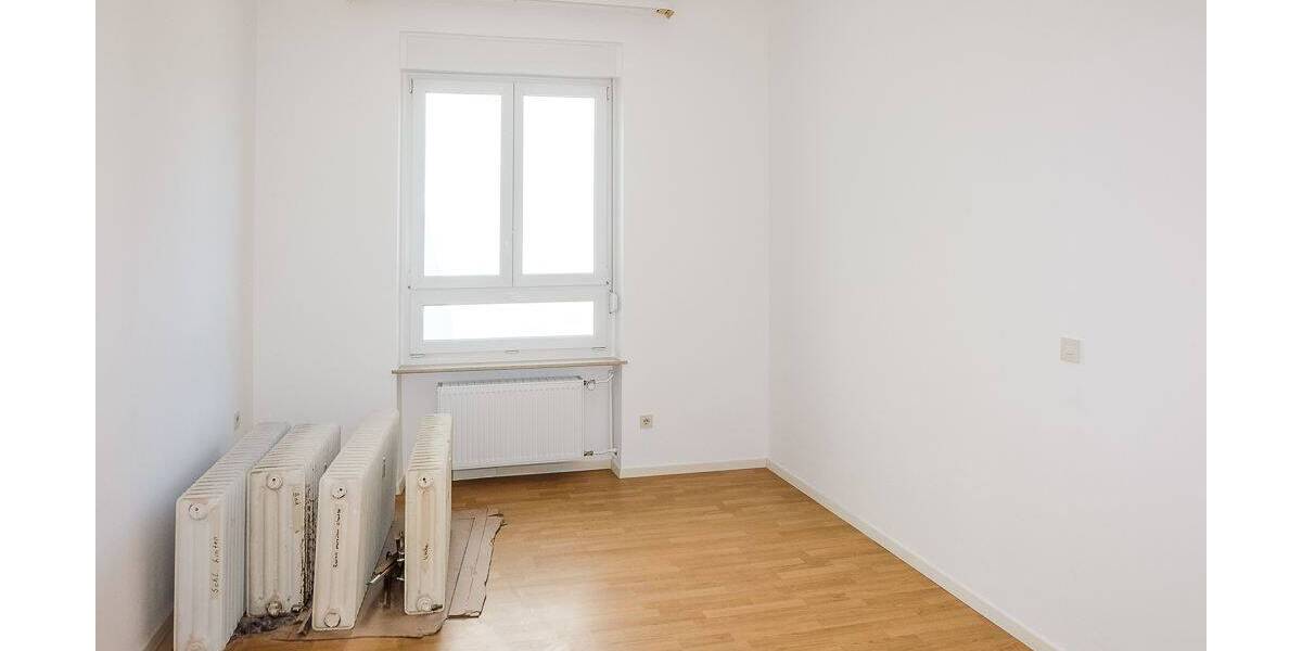Etagenwohnung Trier Trier-Nord - 4 Zimmer, 100 m&sup2;, 1.150&euro; | Angebot:26733839