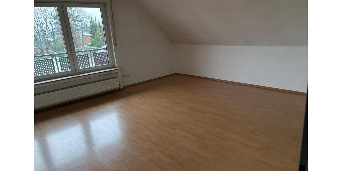Dachgeschoßwohnung Lingen (Ems) - 3 Zimmer, 86 m&sup2;, 750&euro; | Angebot:24507062