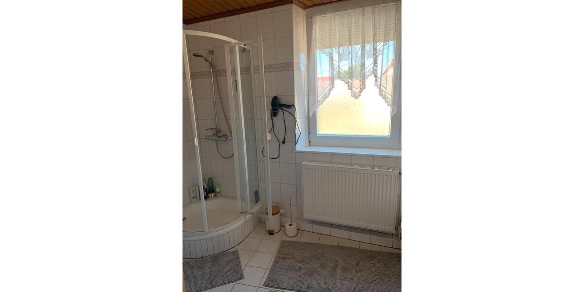 Etagenwohnung Essingen - 3 Zimmer, 91 m&sup2;, 765&euro; | Angebot:26479399