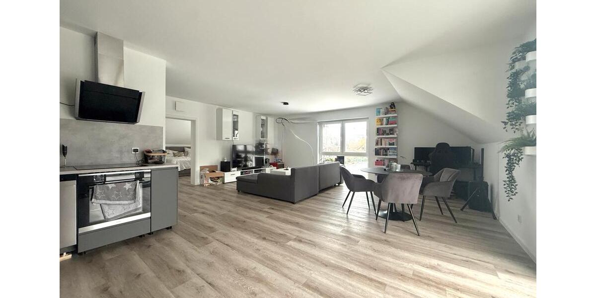 Dachgeschoßwohnung Wilnsdorf - 2 Zimmer, 85 m&sup2;, 925&euro; | Angebot:24981070
