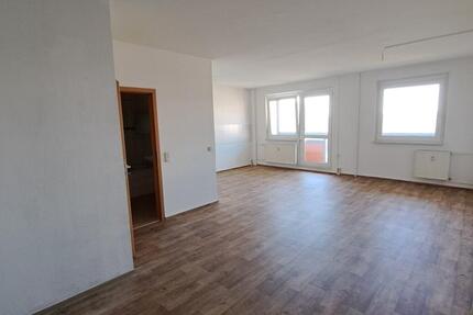 Wohnung Löbau - 2 Zimmer, 56 m&sup2;, 317&euro; | Angebot:16399404