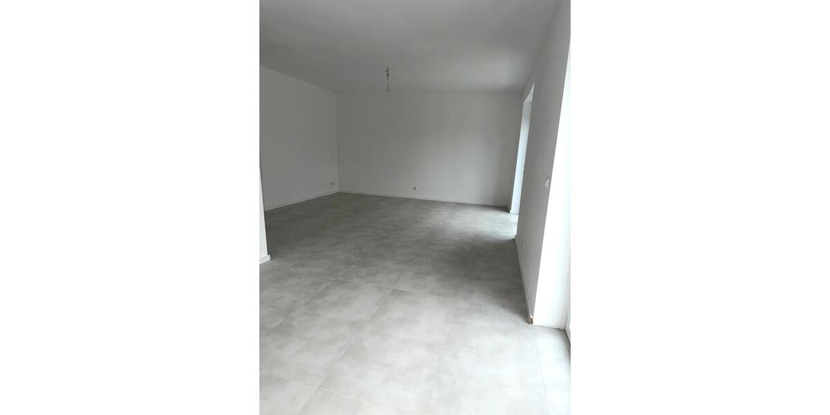 Doppelhaushälfte Salzhausen - 5.5 Zimmer, 120 m&sup2;, 1.800&euro; | Angebot:25721804