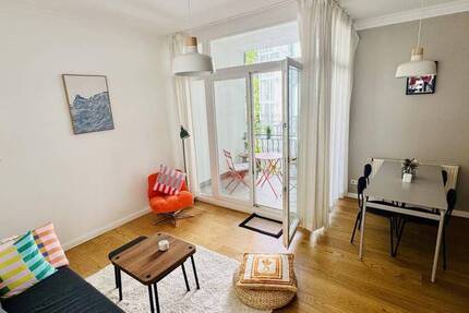 Toplage Prenzlauer Berg - Möbliertes Apartment am Helmholtzplatz!
