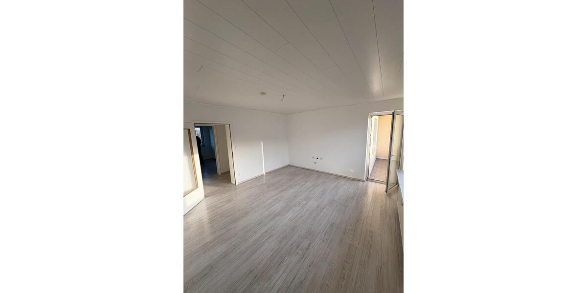 Etagenwohnung Stadtallendorf - 3 Zimmer, 68 m&sup2;, 800&euro; | Angebot:25613910