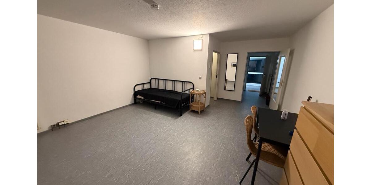 Etagenwohnung Trier Kürenz - 1 Zimmer, 40 m&sup2;, 600&euro; | Angebot:26035582