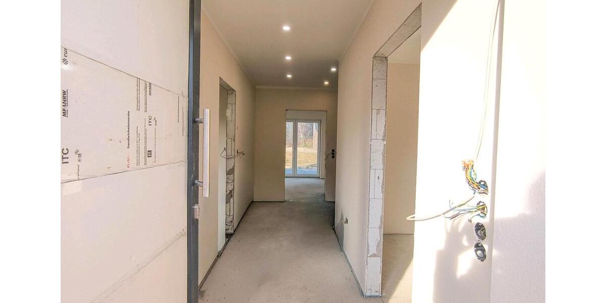 Doppelhaushälfte Heide - 4 Zimmer, 110 m&sup2;, 1.250&euro; | Angebot:24816312
