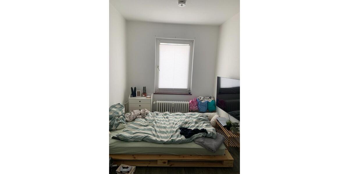 Etagenwohnung Kassel Südstadt - 1 Zimmer, 21 m&sup2;, 335&euro; | Angebot:24778812