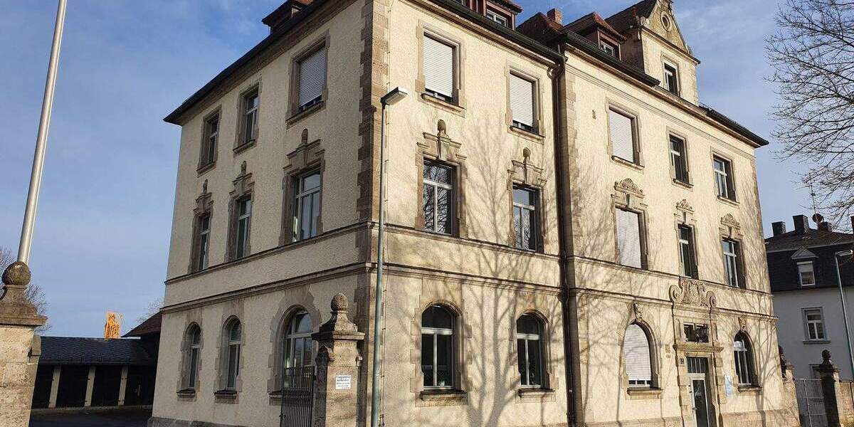 Etagenwohnung Kitzingen - 4 Zimmer, 109 m&sup2;, 1.100&euro; | Angebot:24780815