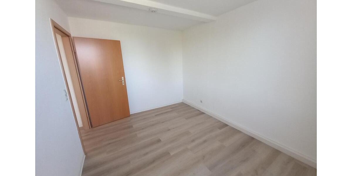 Dachgeschoßwohnung Ballenstedt - 2 Zimmer, 52 m&sup2;, 350&euro; | Angebot:23116736