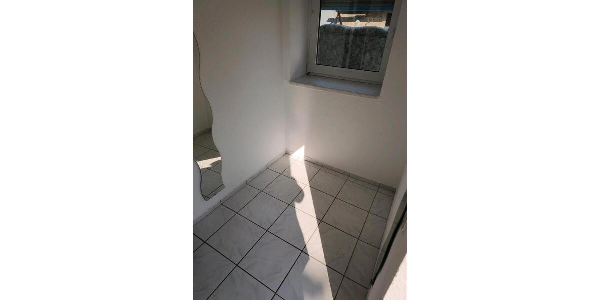 Etagenwohnung Edertal - 3 Zimmer, 80 m&sup2;, 500&euro; | Angebot:25782754