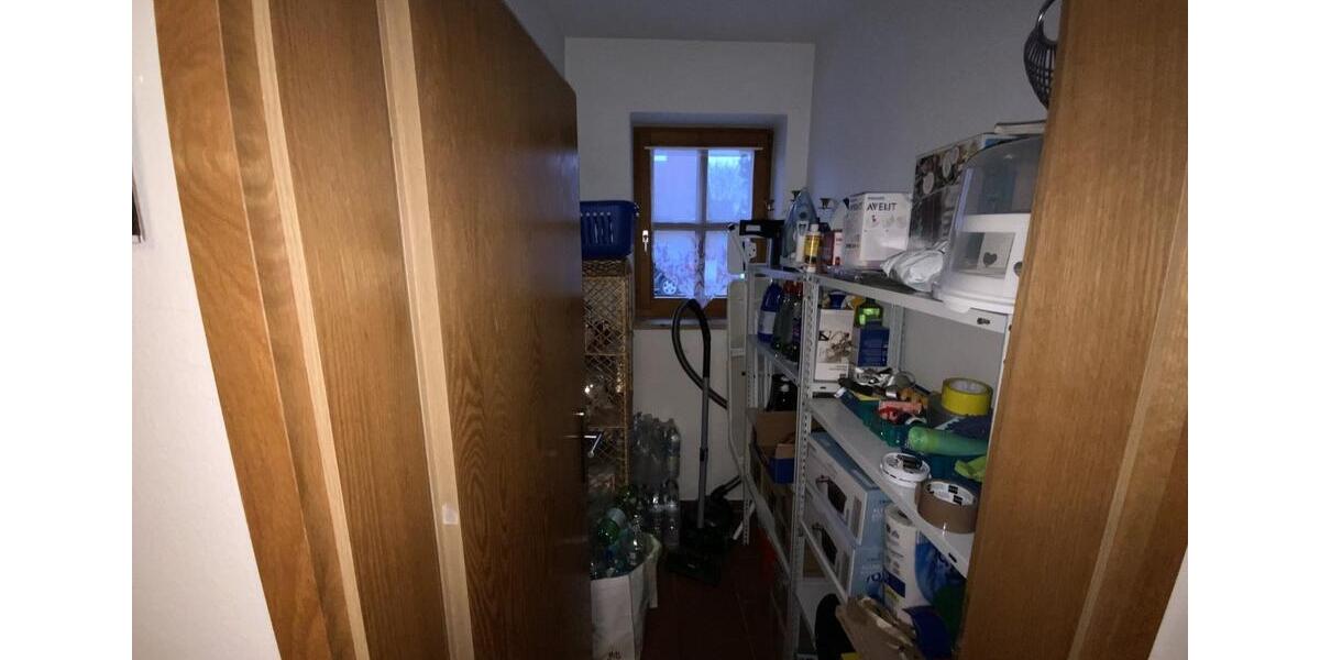 Erdgeschoßwohnung Schrobenhausen - 4 Zimmer, 119 m&sup2;, 1.300&euro; | Angebot:24658272