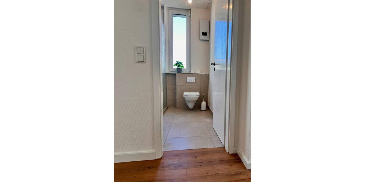 Einfamilienhaus Bielefeld Innenstadt - 9 Zimmer, 230 m&sup2;, 3.550&euro; | Angebot:26155754