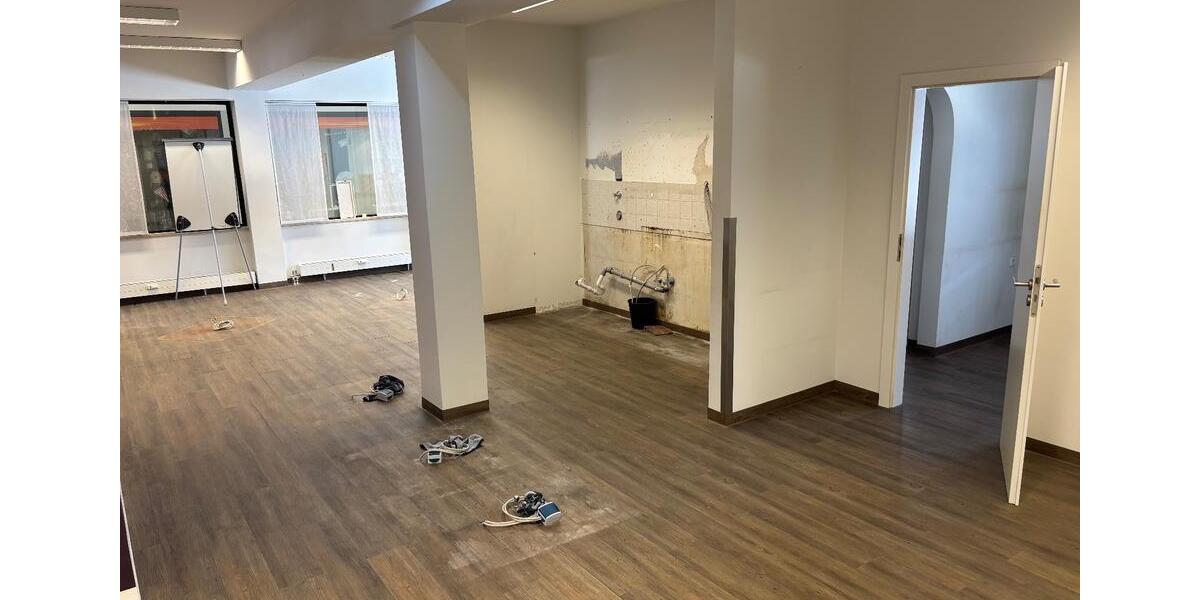 Gewerbeobjekt Oberstaufen - 1.075&euro; | Angebot:24606401