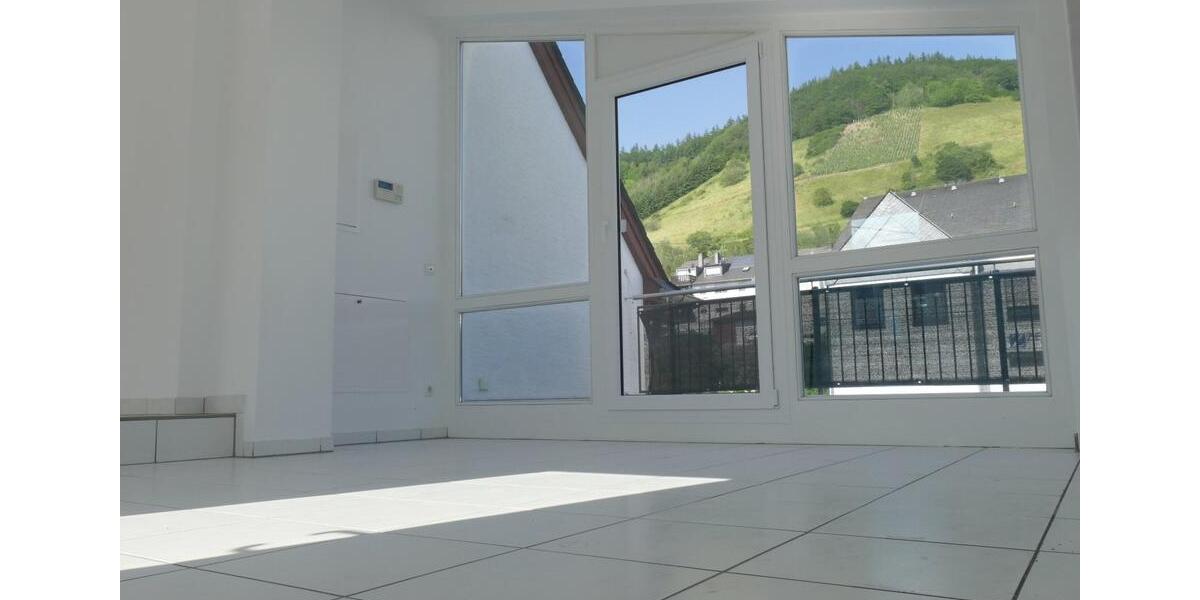 Etagenwohnung Fell - 5 Zimmer, 166 m&sup2;, 970&euro; | Angebot:25476187