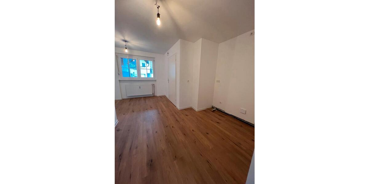 Hochparterre Efringen-Kirchen Kirchen - 2.5 Zimmer, 52 m&sup2;, 670&euro; | Angebot:26566604