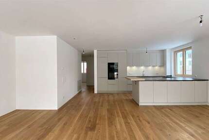 Wohnung Ulm Söflingen - 3 Zimmer, 96 m&sup2;, 2.200&euro; | Angebot:25201383