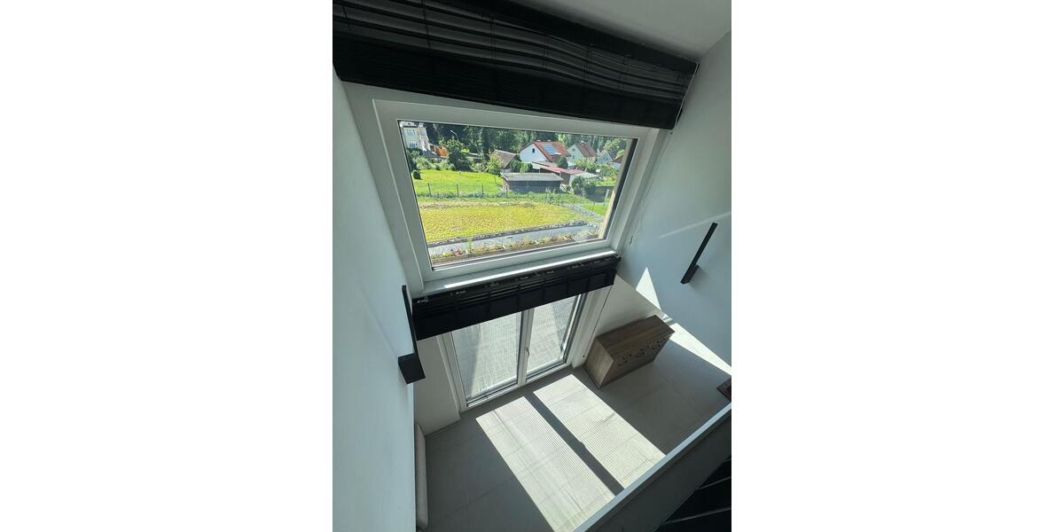 Einfamilienhaus Rehau - 7 Zimmer, 150 m&sup2;, 2.500&euro; | Angebot:23588222