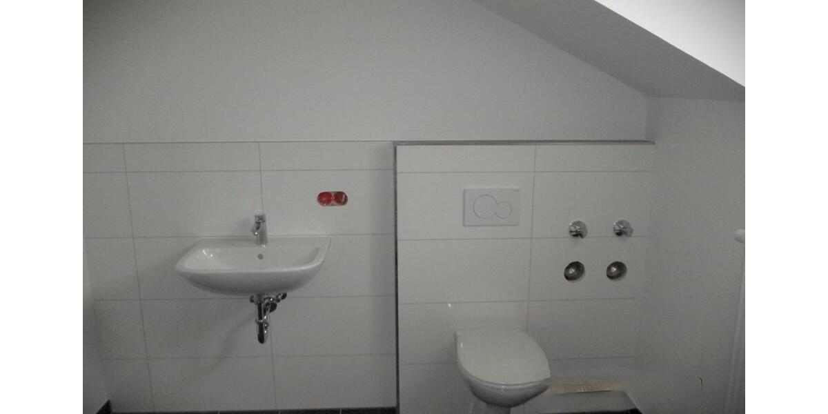 Dachgeschoßwohnung Straubing - 2 Zimmer, 52 m&sup2;, 400&euro; | Angebot:25440152