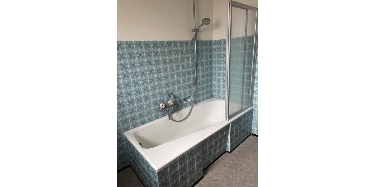 Wohnen auf Zeit Vogt - 3 Zimmer, 70 m&sup2;, 25&euro; | Angebot:26268208