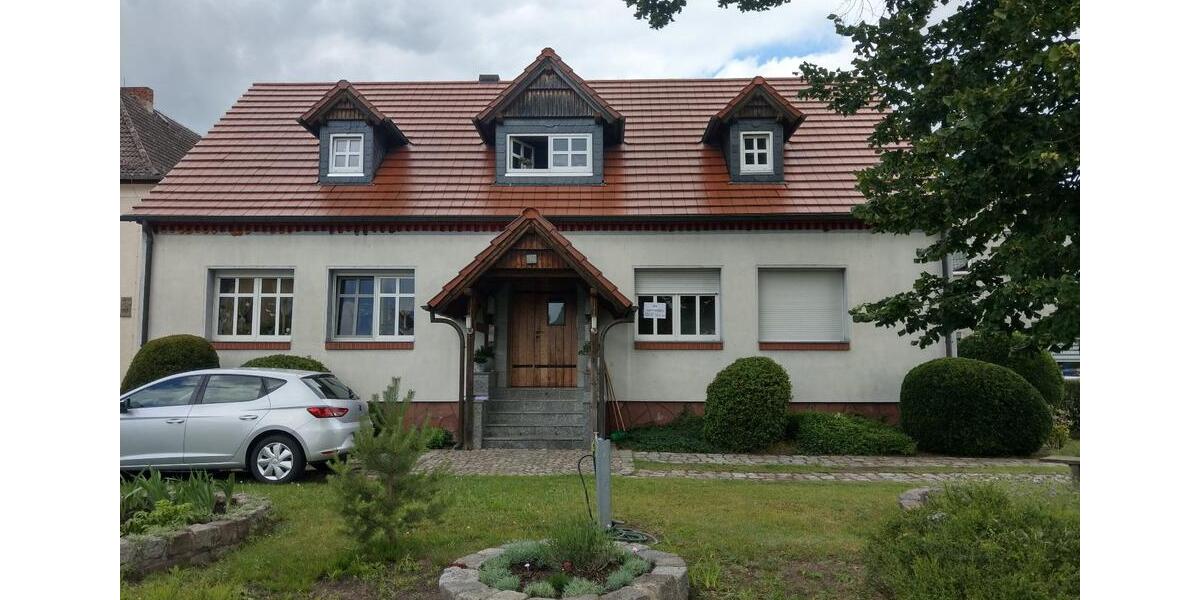 Erdgeschoßwohnung Bad Liebenwerda - 2 Zimmer, 60 m&sup2;, 325&euro; | Angebot:26561509