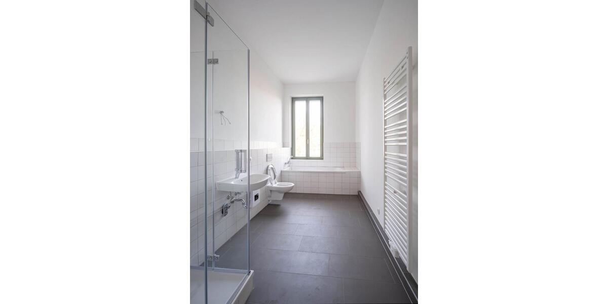 Etagenwohnung Dessau-Roßlau Roßlau - 4 Zimmer, 139 m&sup2;, 1.390&euro; | Angebot:25363115