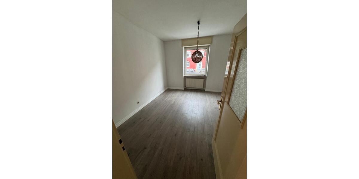 Modernisierte 2 Zimmer Wohnung mit Balkon in Top Lage 2 zimmer
