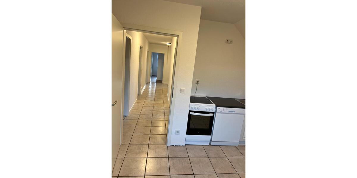 Dachgeschoßwohnung Weyhausen - 4 Zimmer, 103 m&sup2;, 1.030&euro; | Angebot:25287211